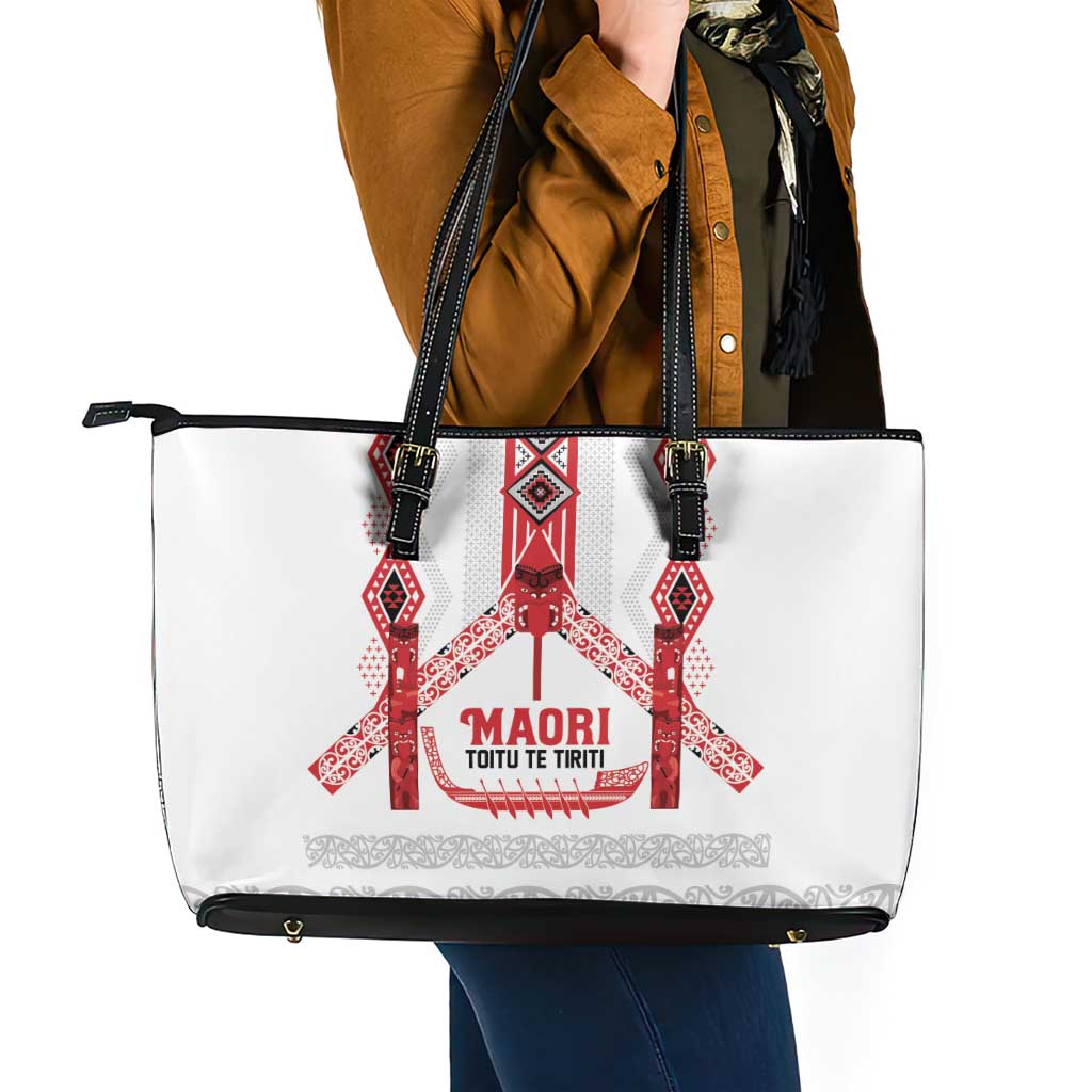 Toitu Te Tiriti Waitangi Leather Tote Bag White Wharenui House LT9 - Polynesian Pride