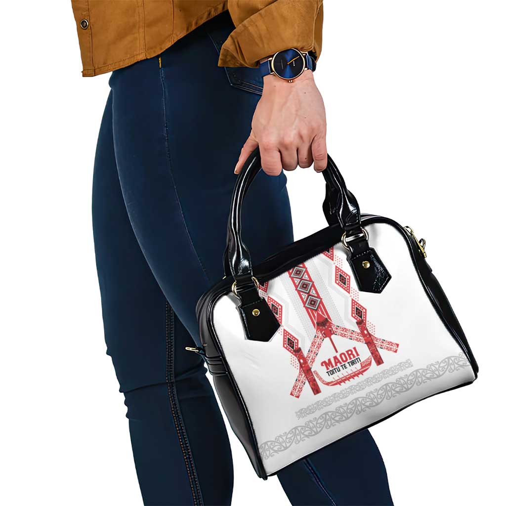 Toitu Te Tiriti Waitangi Shoulder Handbag White Wharenui House - Polynesian Pride