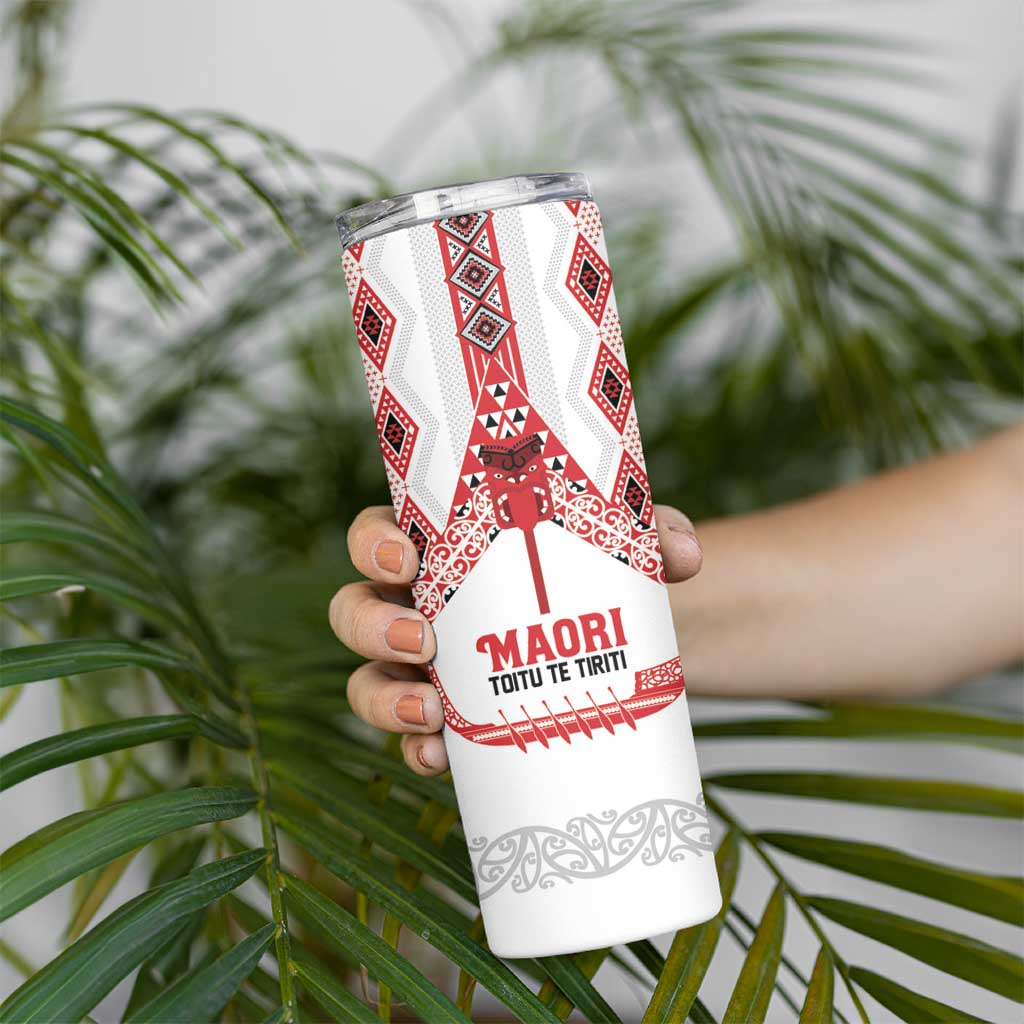 Toitu Te Tiriti Waitangi Skinny Tumbler White Wharenui House LT9 - Polynesian Pride
