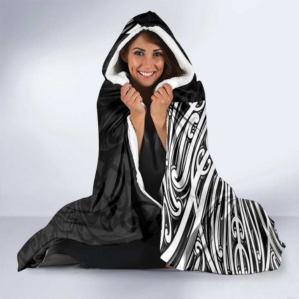New Zealand Silver Fern Rugby Custom Hooded Blanket Maori Koru Go Black Fern - Polynesian Pride