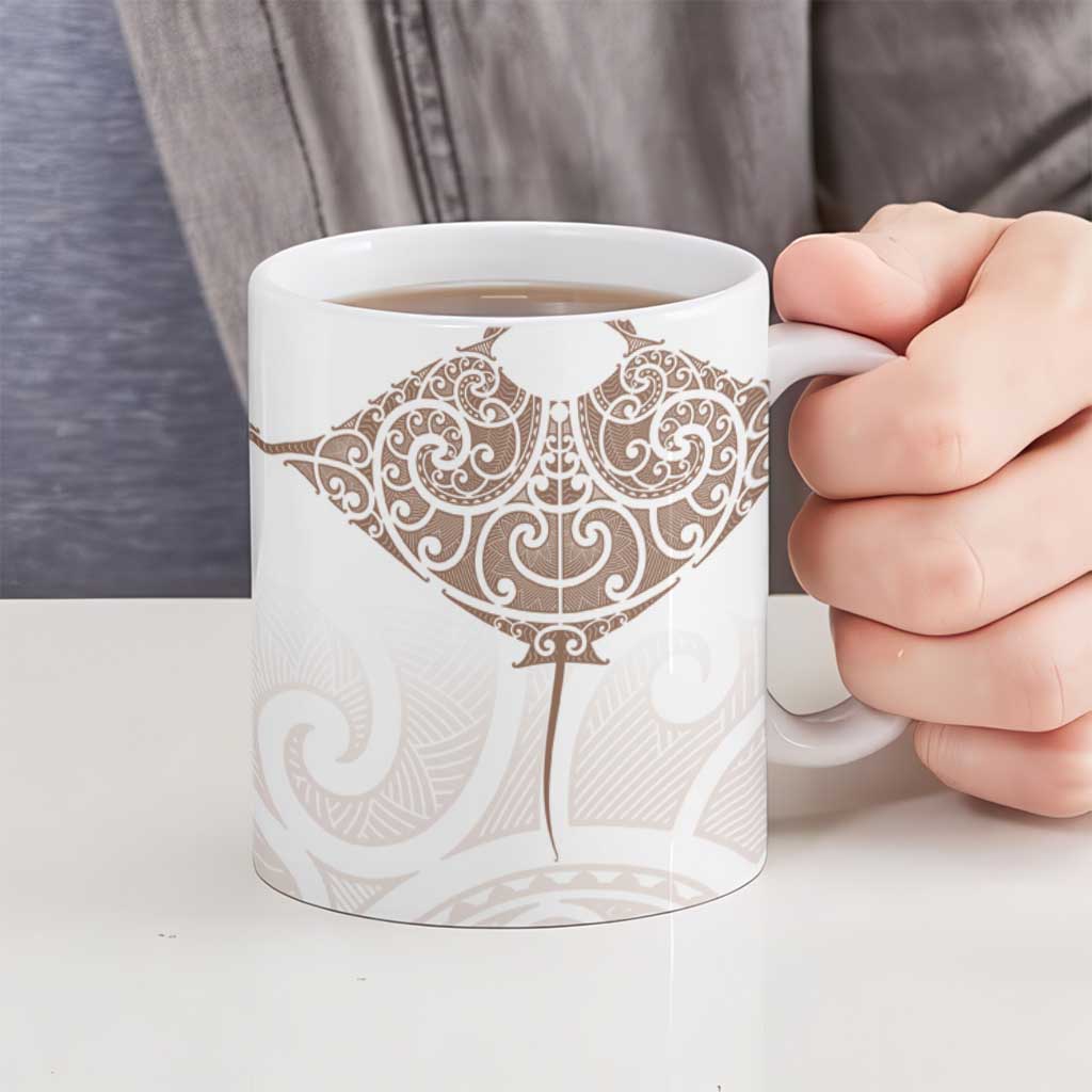 New Zealand Manta Ray Tattoo Ceramic Mug Aotearoa Maori Haehae Beige - Polynesian Pride