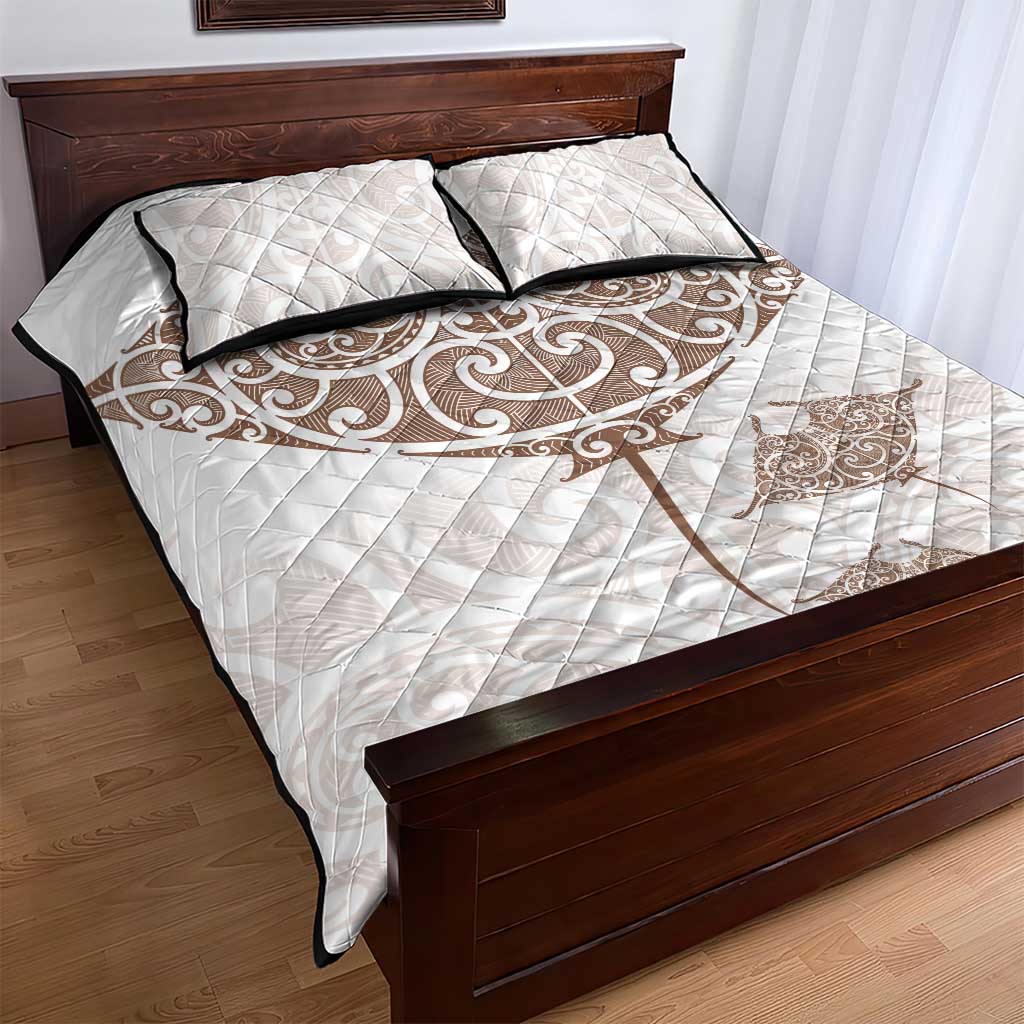 New Zealand Manta Ray Tattoo Quilt Bed Set Aotearoa Maori Haehae Beige - Polynesian Pride