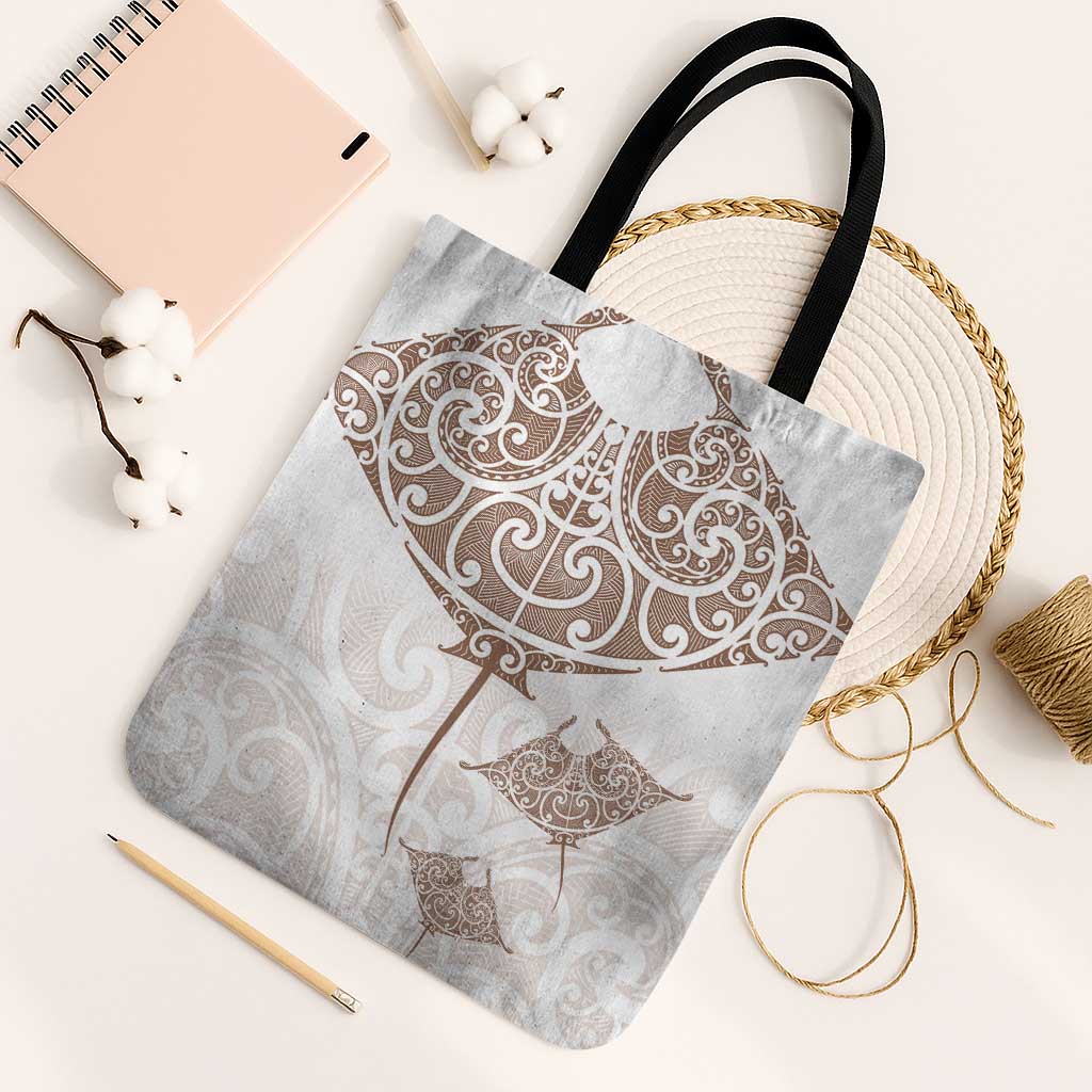 New Zealand Manta Ray Tattoo Tote Bag Aotearoa Maori Haehae Beige - Polynesian Pride