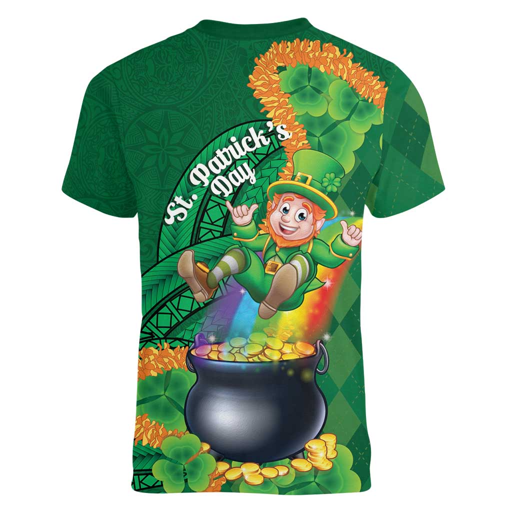 St Patrick's Day Hawaii Women V-Neck T-Shirt Hauoli Maoli Funny Shaka Leprechaun
