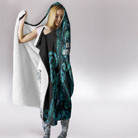 Maori Language Week Hooded Blanket Kia Mau Ki To Ukaipo Paua Shell Color LT14 - Polynesian Pride