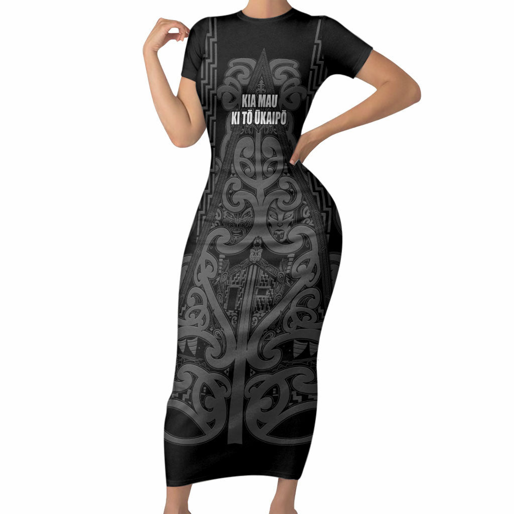 Maori Language Week Personalised Short Sleeve Bodycon Dress Kia Mau Ki To Ukaipo Grey Color LT14 Long Dress Grey - Polynesian Pride