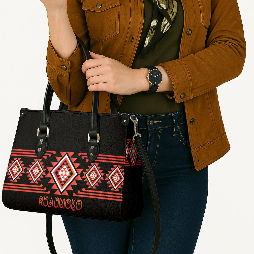 Aotearoa Atua Ruaumoko Leather Bag Maori Powerful God Taniko Motifs LT14 - Polynesian Pride