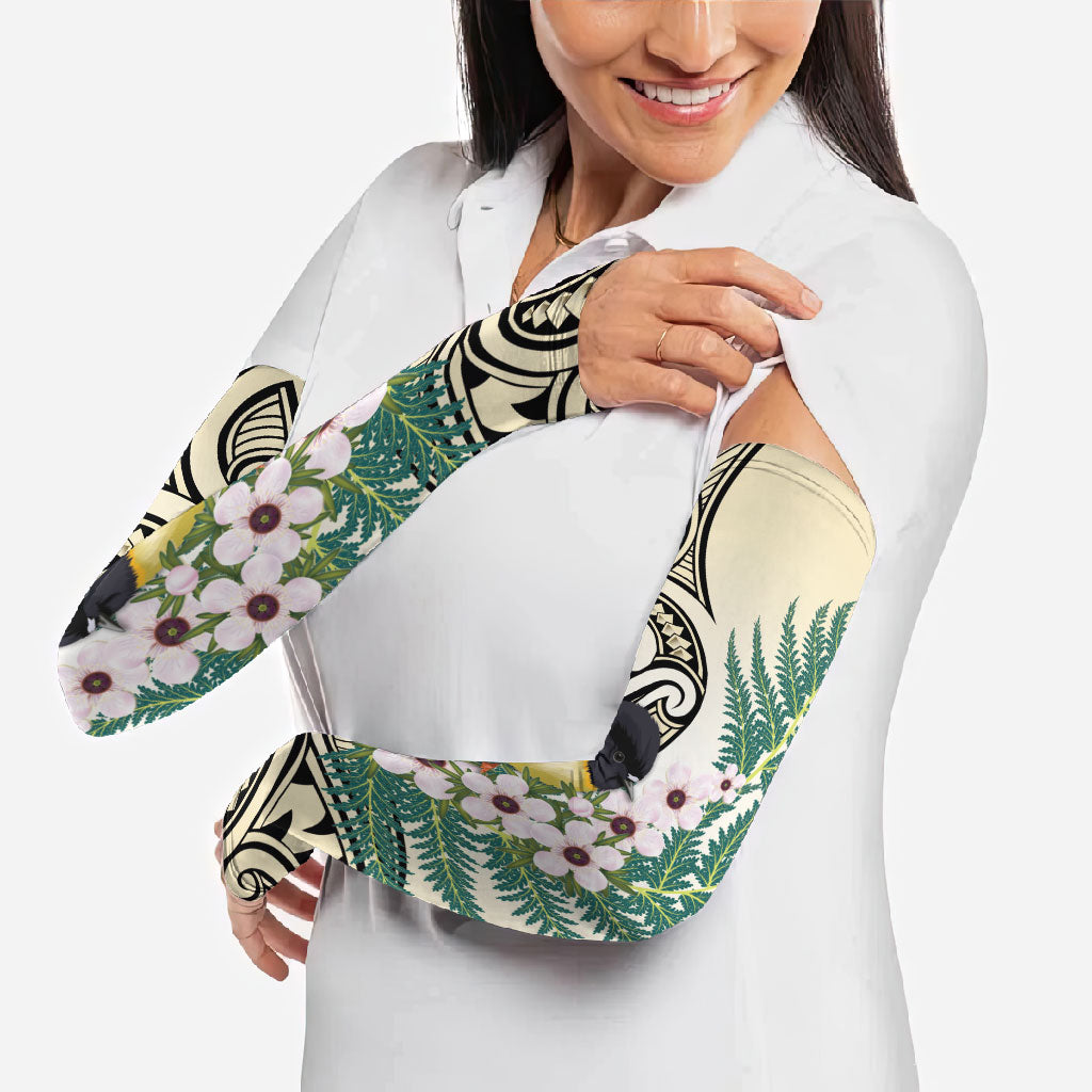 Endemic Tomtit New Zealand Arm Sleeves Miromiro Manuka Silver Fern Maori Pattern