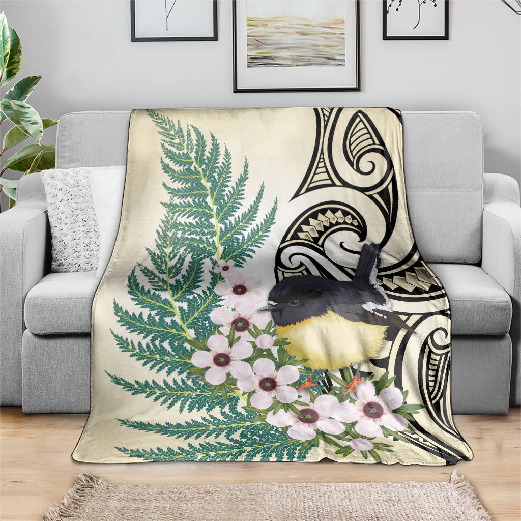Endemic Tomtit New Zealand Blanket Miromiro Manuka Silver Fern Maori Pattern LT14 - Polynesian Pride