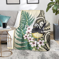 Endemic Tomtit New Zealand Blanket Miromiro Manuka Silver Fern Maori Pattern LT14 - Polynesian Pride