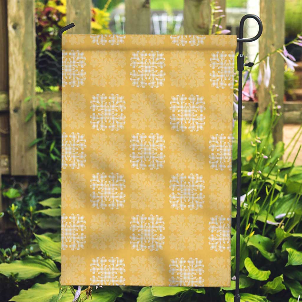 Yellow Palaka Quilt Hawaii Garden Flag Traditional Hawaii-plaid Pattern - Polynesian Pride