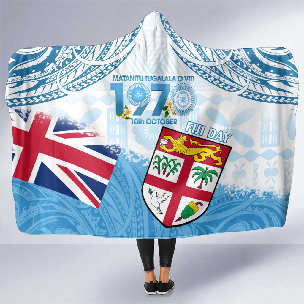 Fiji Day 1970 Hooded Blanket Proud To Be A Fijian Tapa Pattern LT14 One Size Blue - Polynesian Pride