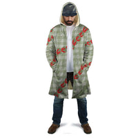 Omaomao Aloha Hawaii Cloak Rosebud Lei With Palaka Motif - Polynesian Pride