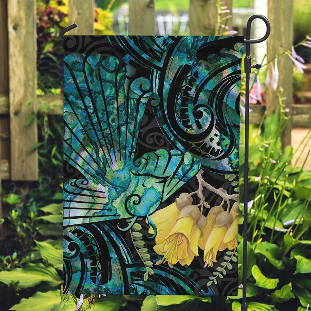 New Zealand Fantail Bird Garden Flag Maori Piwakawaka Kowhai - Paua Shell Pattern LT14 Garden Flag Green - Polynesian Pride