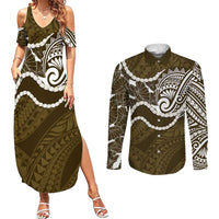 Aloha Hawaii Kalo Pikake Lei Couples Matching Summer Maxi Dress and Long Sleeve Button Shirt Chest Tattoo Gold Hawaiian Pattern