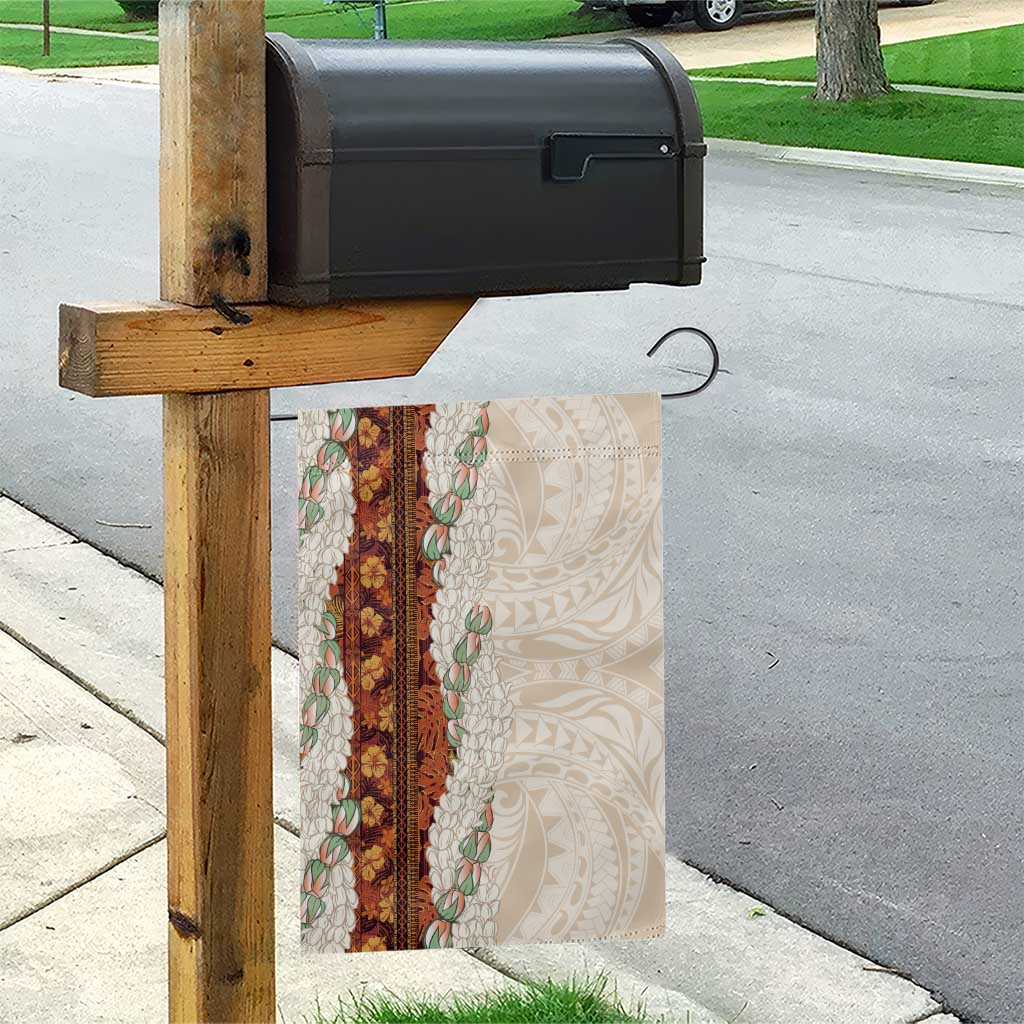 Aloha Hawaii Mikioi Lei Garden Flag Cattail Red Tropical Flower Pattern - Polynesian Pride