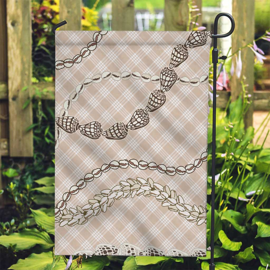 Beige Aloha Hawaii Shell Lei Garden Flag Palaka Hebrew Cone Honey Cowrie Elegant Curves - Polynesian Pride