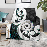 Aotearoa Koru Blanket Cyan Maori Paua Shell Mix Silver Fern