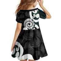 Aotearoa Koru Kid Short Sleeve Dress Cyan Maori Paua Shell Mix Silver Fern