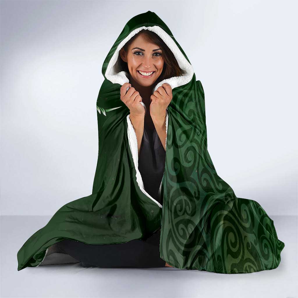 Personalised All Green New Zealand Darts Hooded Blanket Aoteroa Fern Maori Galaxy Style