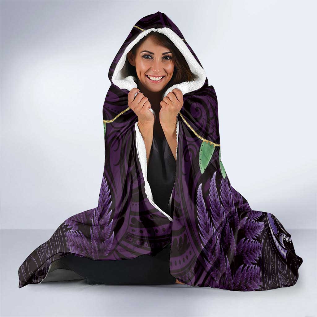 Aotearoa Pounamu Niho Hooded Blanket Silver Fern Mix Maori Pattern - Purple LT14 - Polynesian Pride