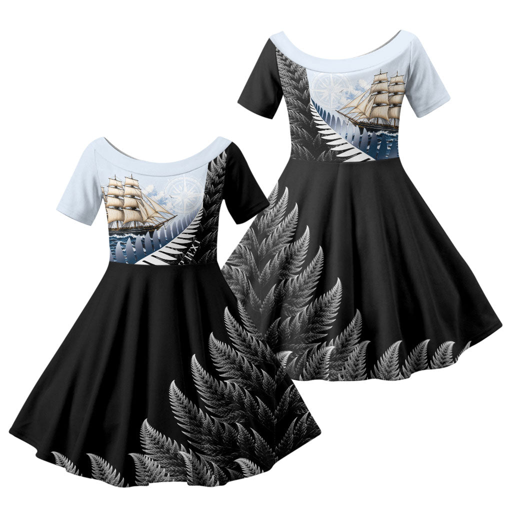 Personalised New Zealand Pakeha Family Matching Summer Maxi Dress and Hawaiian Shirt Kiwi Silver Fern and Sailing Ship Compass LT14 Daughter's Dress Blue - Polynesian Pride