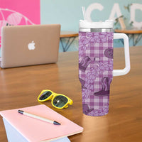 Purple Palaka Hawaii Cowboy Tumbler With Handle Puakenikeni Lei Paniolo Papale Seamless Vibes - Polynesian Pride