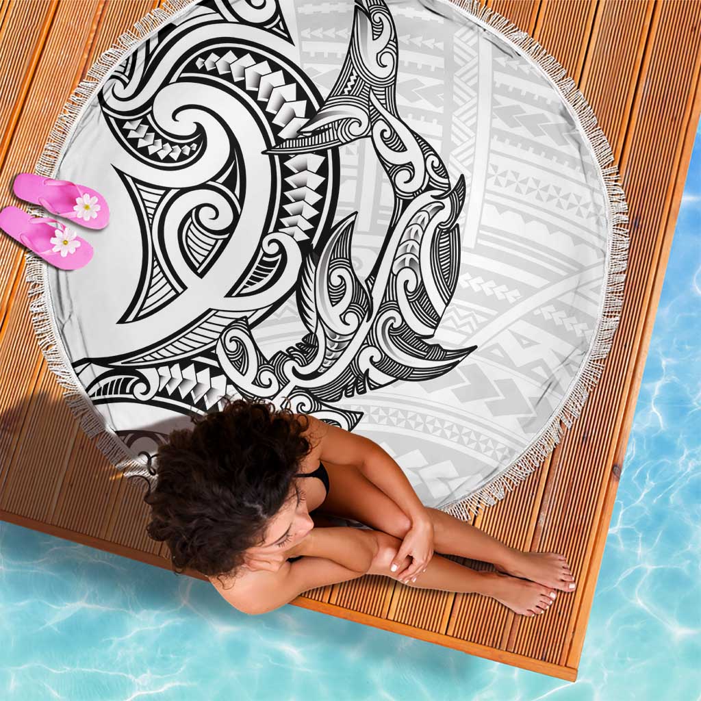 New Zealand Hammerhead Shark Beach Blanket Maori Haehae Mangopare White - Polynesian Pride