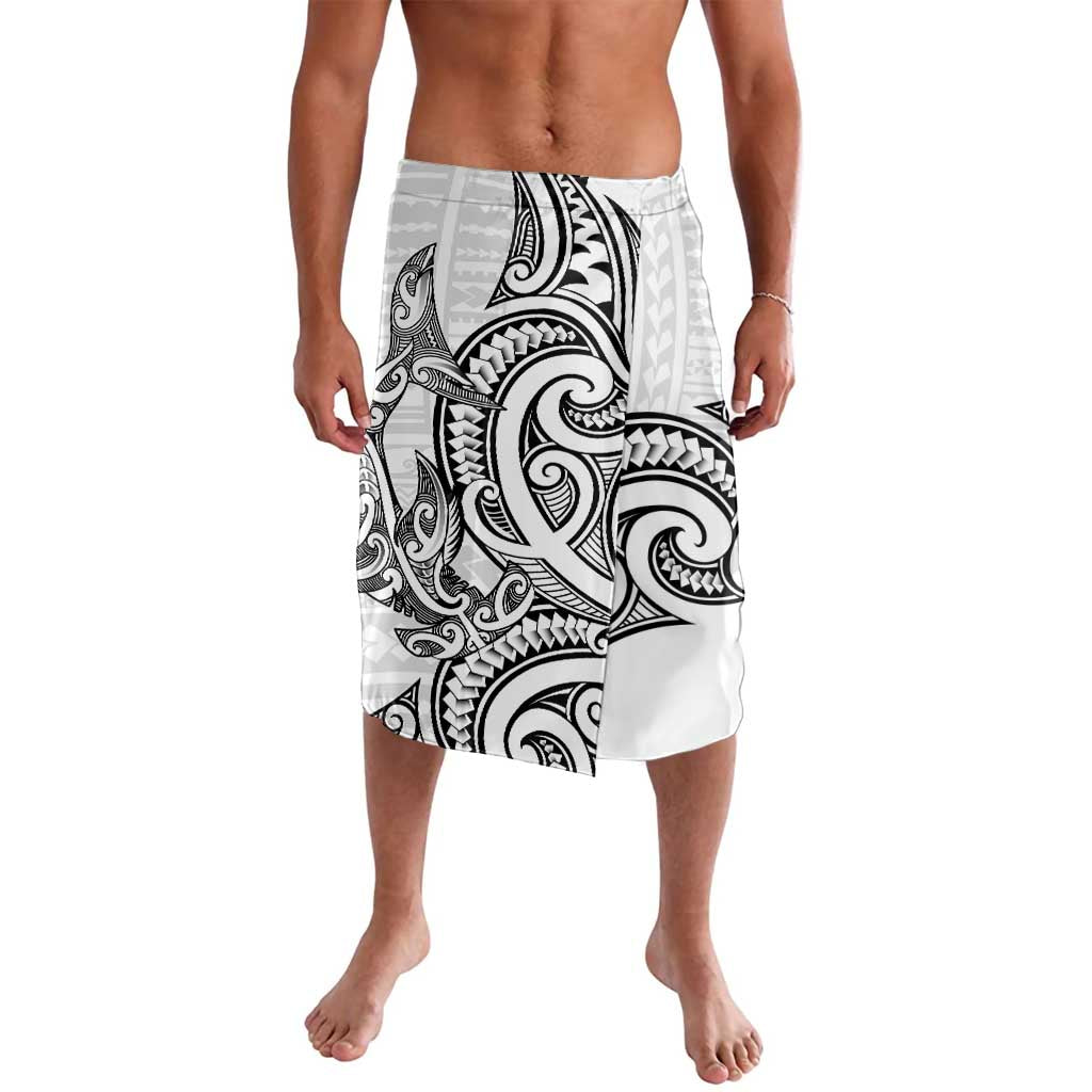 New Zealand Hammerhead Shark Lavalava Maori Haehae Mangopare White - Polynesian Pride