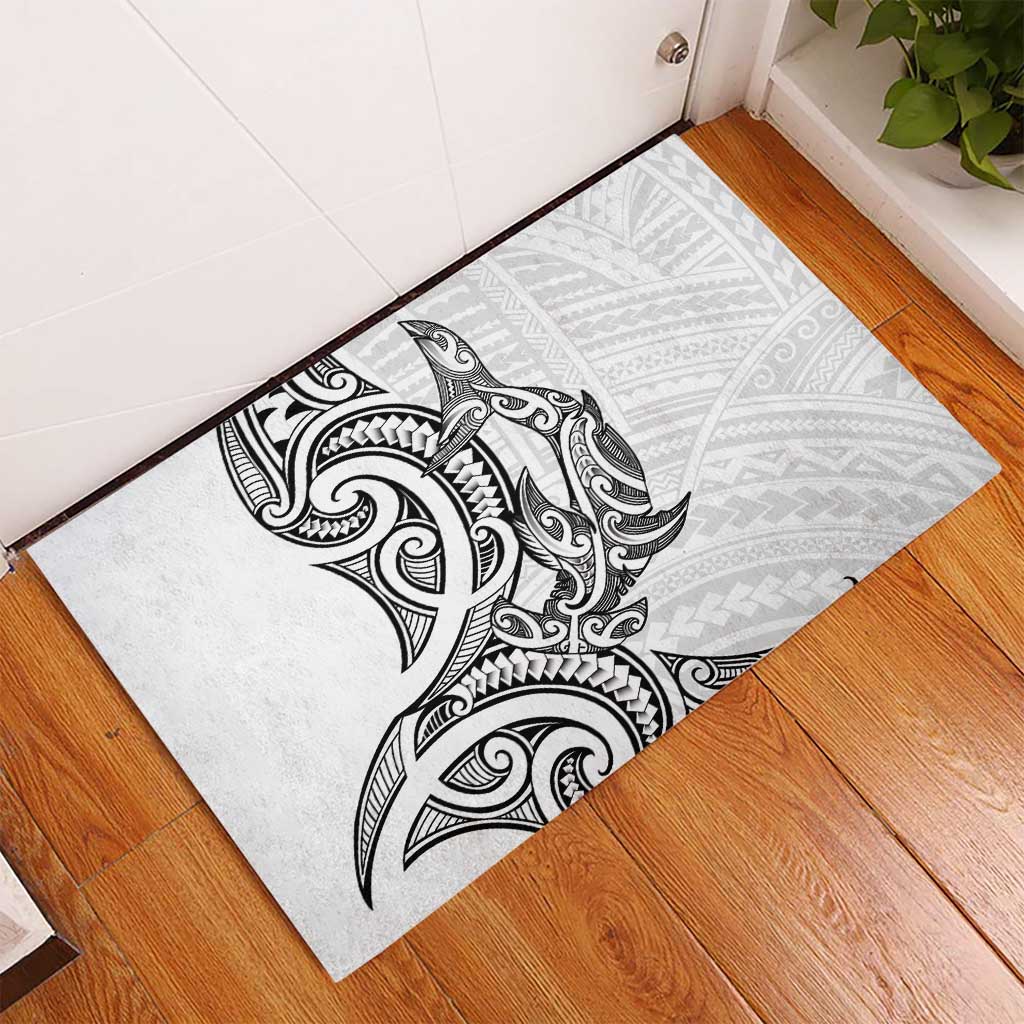 New Zealand Hammerhead Shark Rubber Doormat Maori Haehae Mangopare White - Polynesian Pride