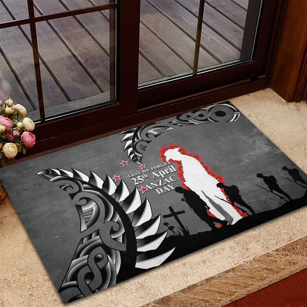 New Zealand ANZAC Day Rubber Doormat 25th April Silver Fern With Poppy LT14 - Polynesian Pride