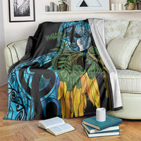 Turquoise New Zealand Kowhai And Piwakawaka Blanket Maori Ngaru Paua Shell LT14 Turquoise - Polynesian Pride