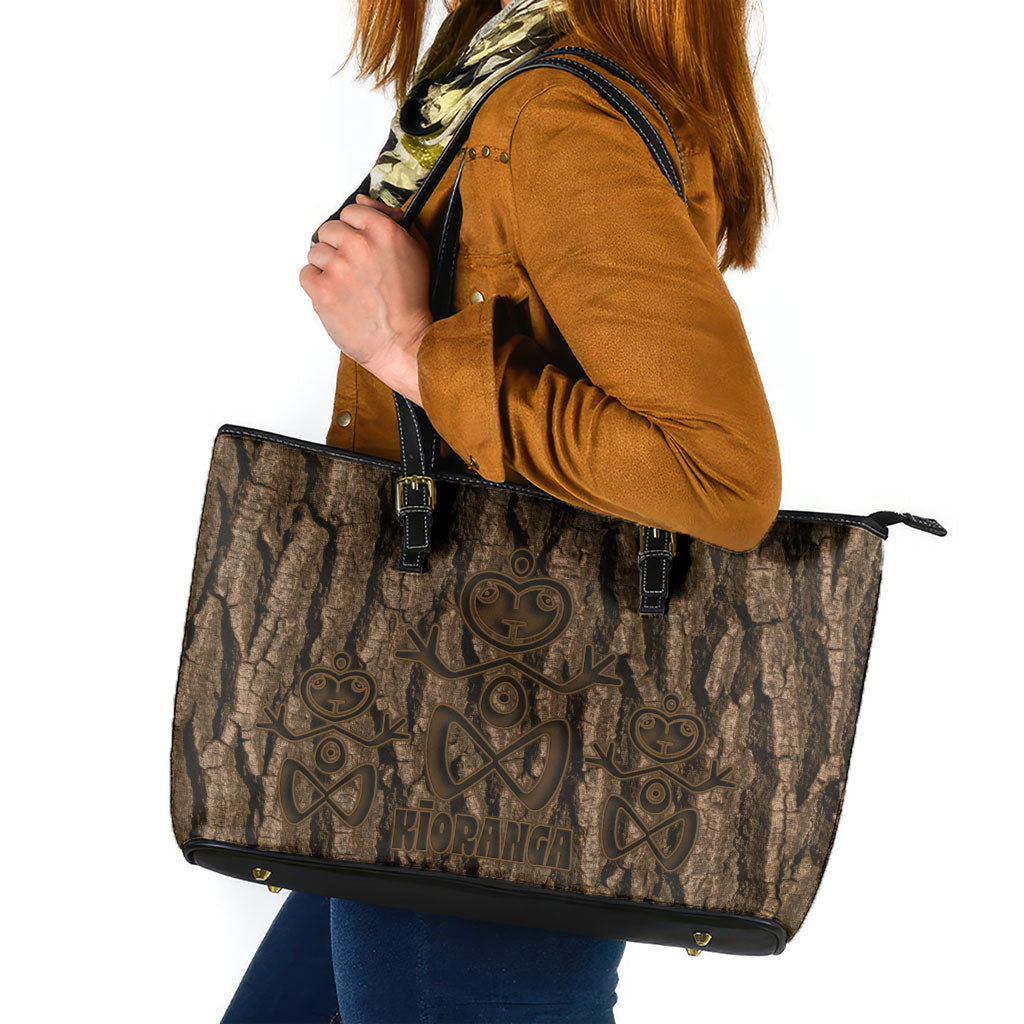 Kioranga Moriori New Zealand Leather Tote Bag Kopi Rakau Carving Art LT14 Brown - Polynesian Pride