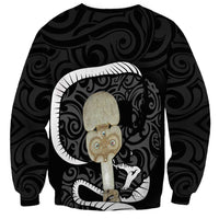 Black New Zealand Eel Sweatshirt Aotearoa Maori Tuna With Kotiate Weapon LT14 - Polynesian Pride