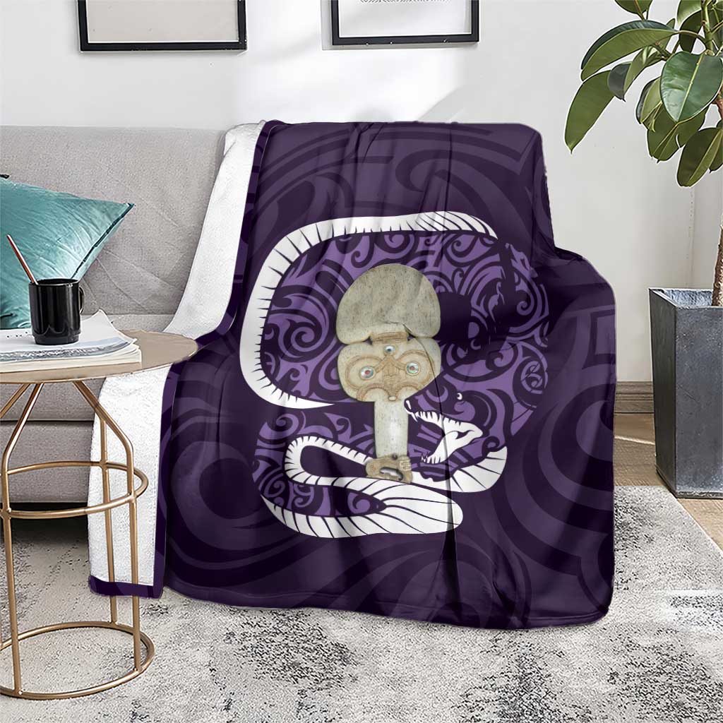Purple New Zealand Eel Blanket Aotearoa Maori Tuna With Kotiate Weapon