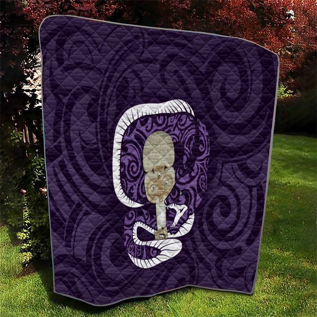 Purple New Zealand Eel Quilt Aotearoa Maori Tuna With Kotiate Weapon LT14 - Polynesian Pride