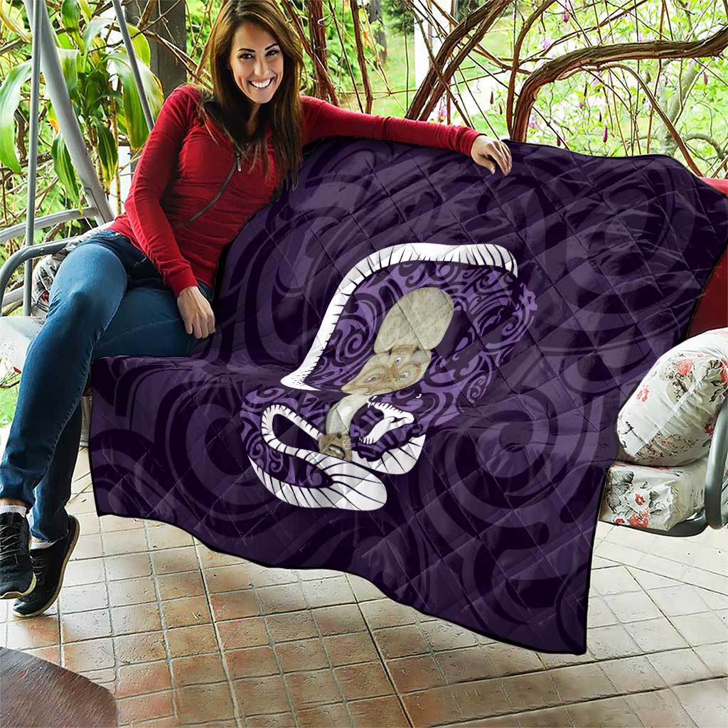 Purple New Zealand Eel Quilt Aotearoa Maori Tuna With Kotiate Weapon LT14 - Polynesian Pride