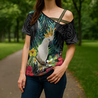 Sulphur-crested Cockatoo New Zealand Cross Shoulder Shirt Paua Shell Aotearoa Maori Tropical Flowers - Polynesian Pride