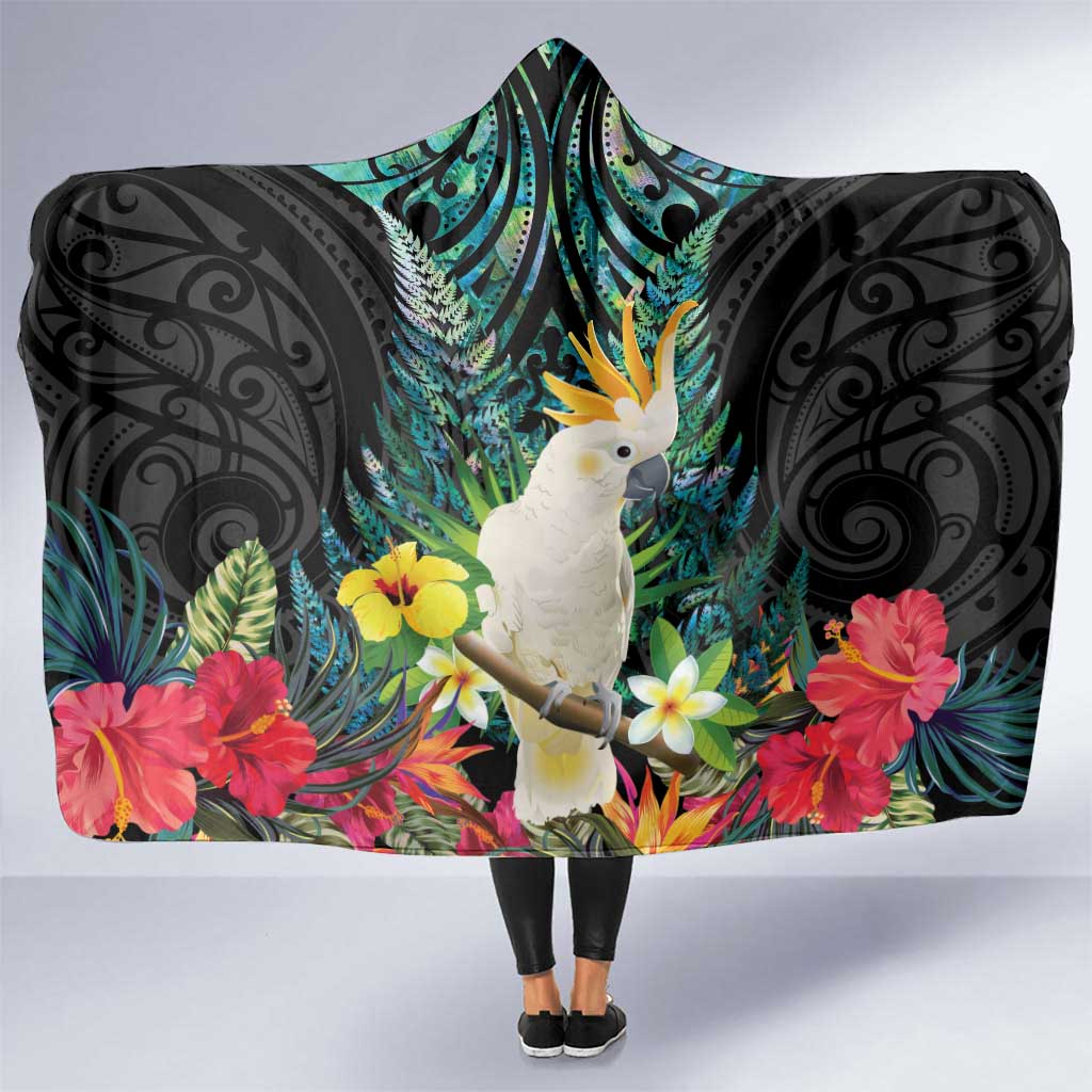 Sulphur-crested Cockatoo New Zealand Hooded Blanket Paua Shell Aotearoa Maori Tropical Flowers - Polynesian Pride