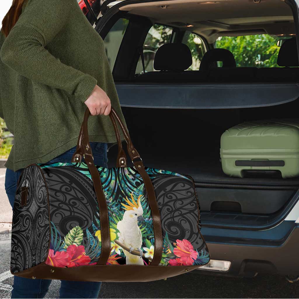 Sulphur-crested Cockatoo New Zealand Travel Bag Paua Shell Aotearoa Maori Tropical Flowers - Polynesian Pride