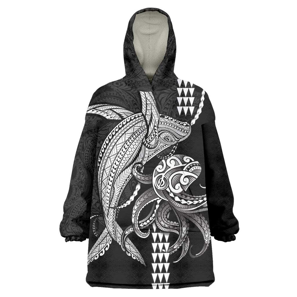 Kanaloa Aloha Hawaii Wearable Blanket Hoodie Humpback Whale Octopus Tattoo Kakau Pattern LT14 One Size Black - Polynesian Pride