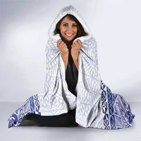 Personalised Queen Salote College Hooded Blanket Kolisi Fefine 100th Anniversary Kupesi White - Polynesian Pride