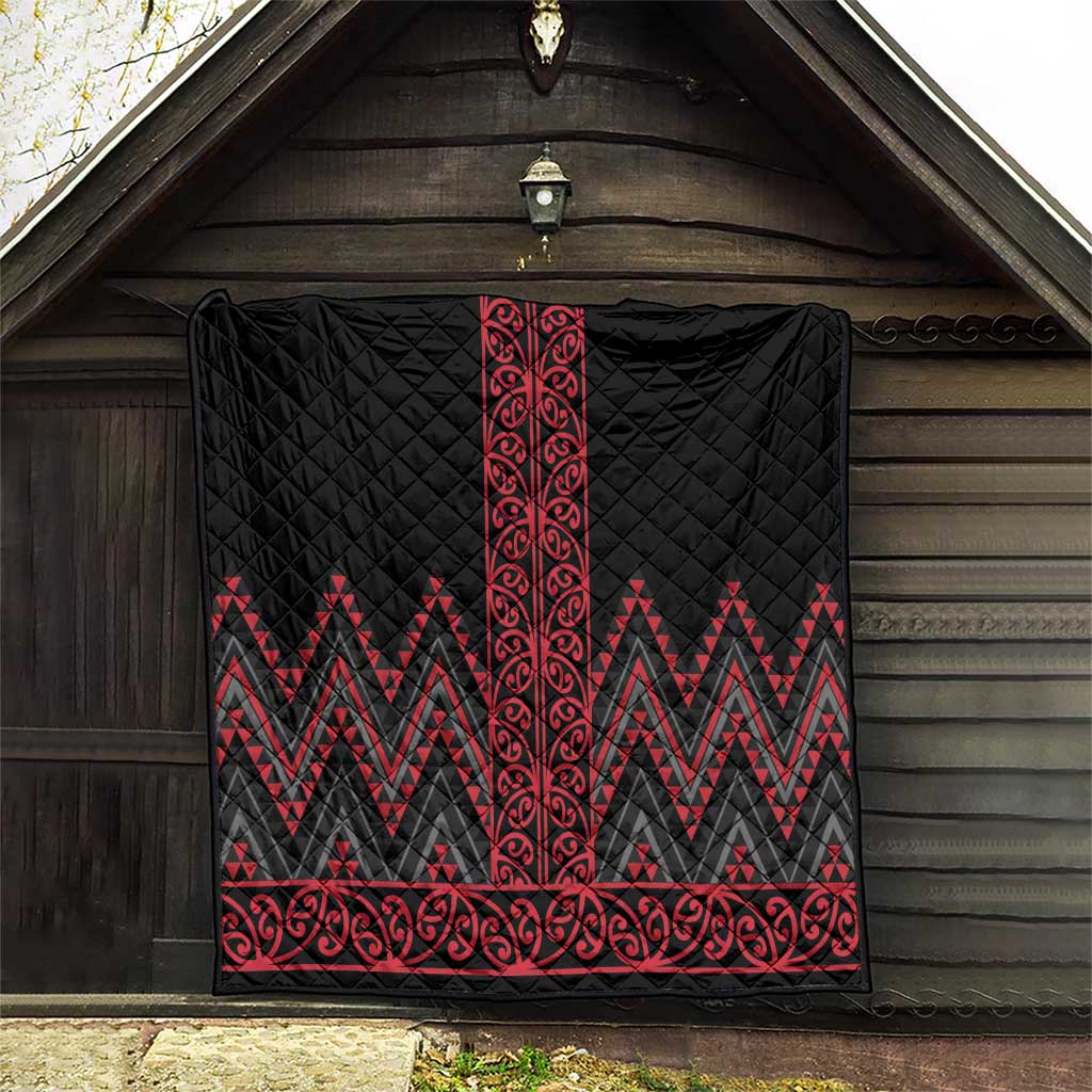 Red Aotearoa Mangopare Kowhaiwhai and Niho Taniwha Quilt Maori New Zealand