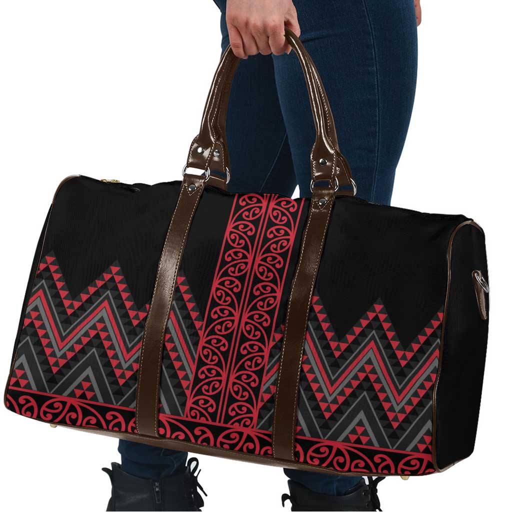 Red Aotearoa Mangopare Kowhaiwhai Niho Taniwha Travel Bag Maori New Zealand - Polynesian Pride