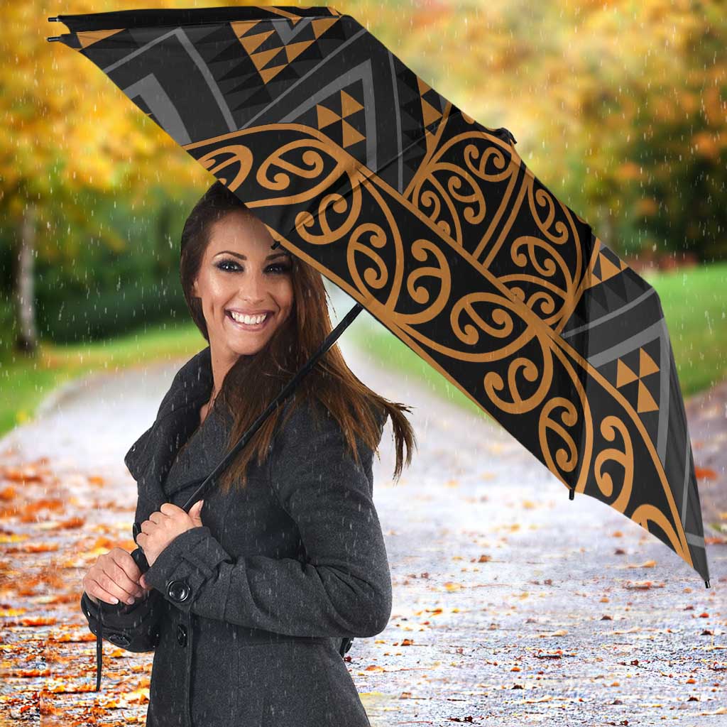 Gold Aotearoa Mangopare Kowhaiwhai Niho Taniwha Umbrella Maori New Zealand - Polynesian Pride