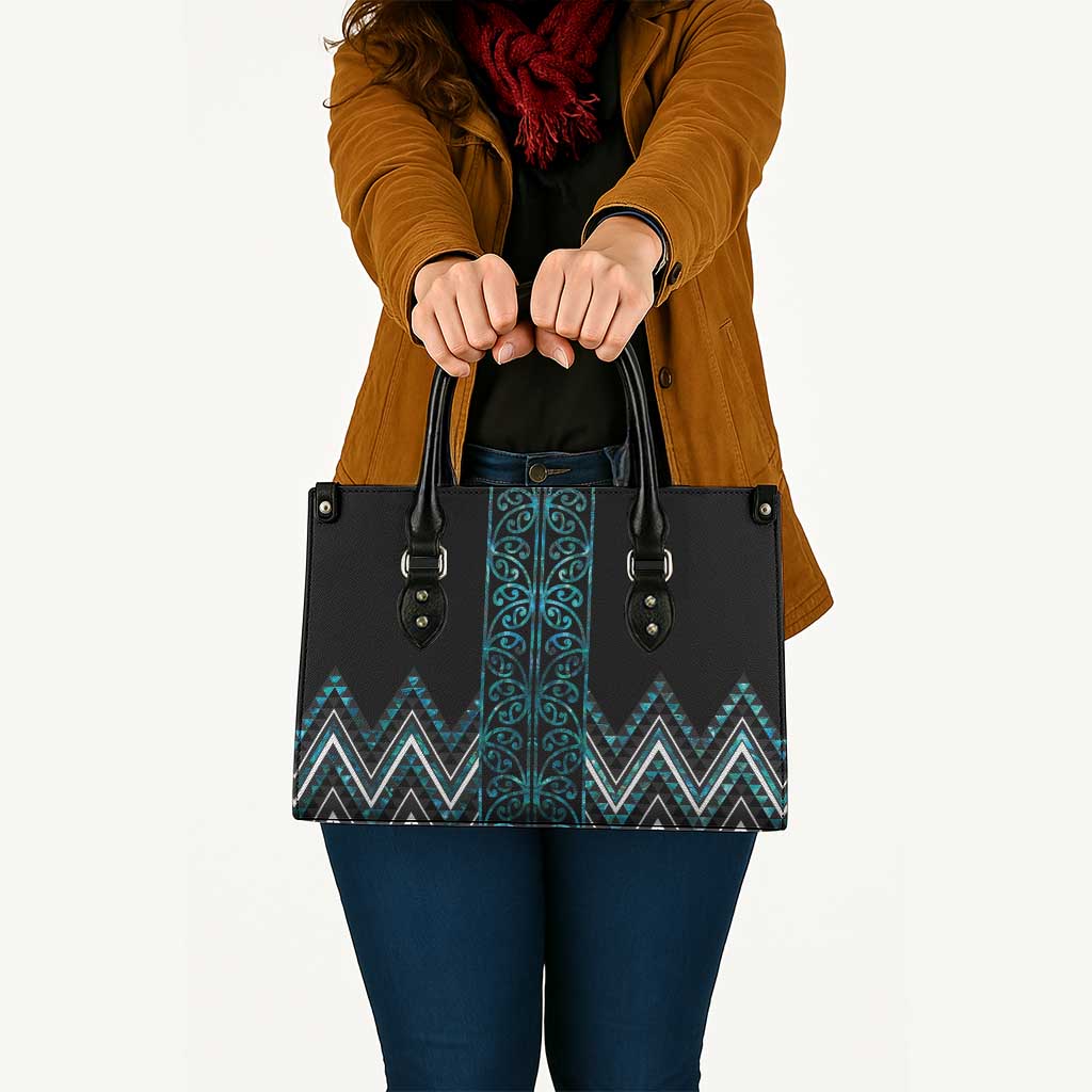 Paua Shell Aotearoa Mangopare Kowhaiwhai Niho Taniwha Leather Bag Maori New Zealand - Polynesian Pride