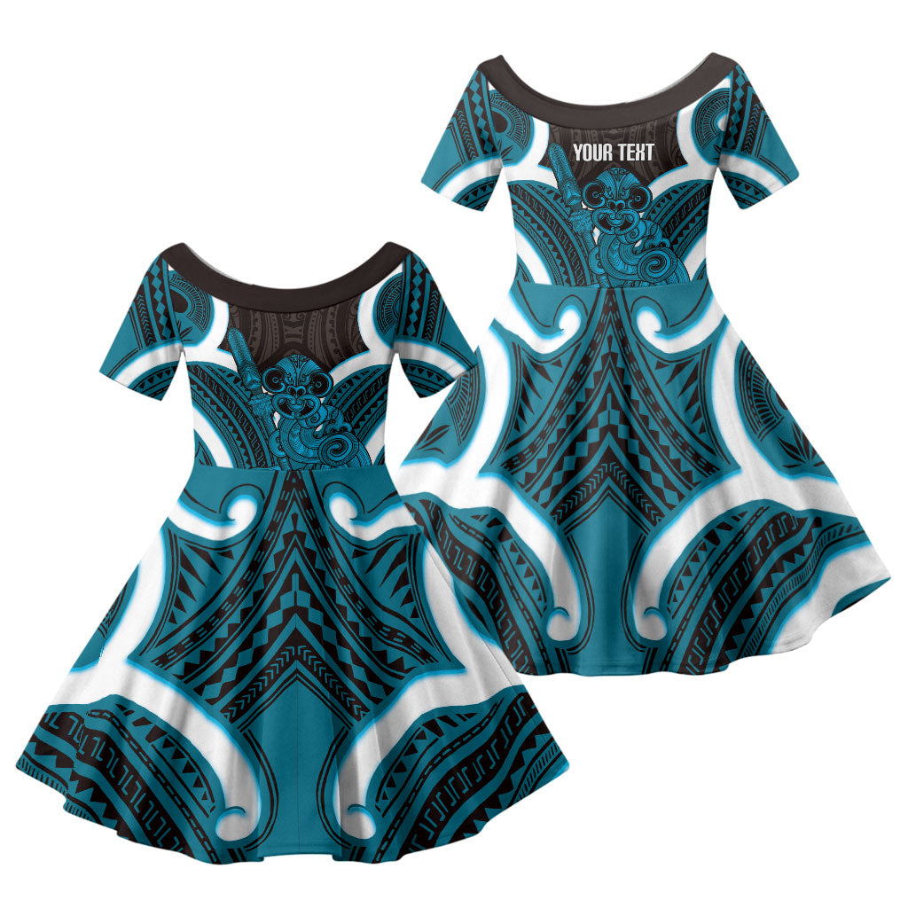 Kikorangi Aotearoa Atua Tumatauenga Personalised Family Matching Off Shoulder Short Dress and Hawaiian Shirt Maori God Of War Tiki With Taiaha LT14 Daughter's Dress Blue - Polynesian Pride