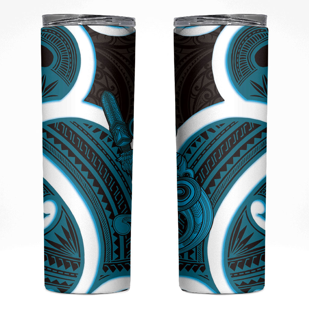 Kikorangi Aotearoa Atua Tumatauenga Skinny Tumbler Maori God Of War Tiki With Taiaha LT14 Blue - Polynesian Pride