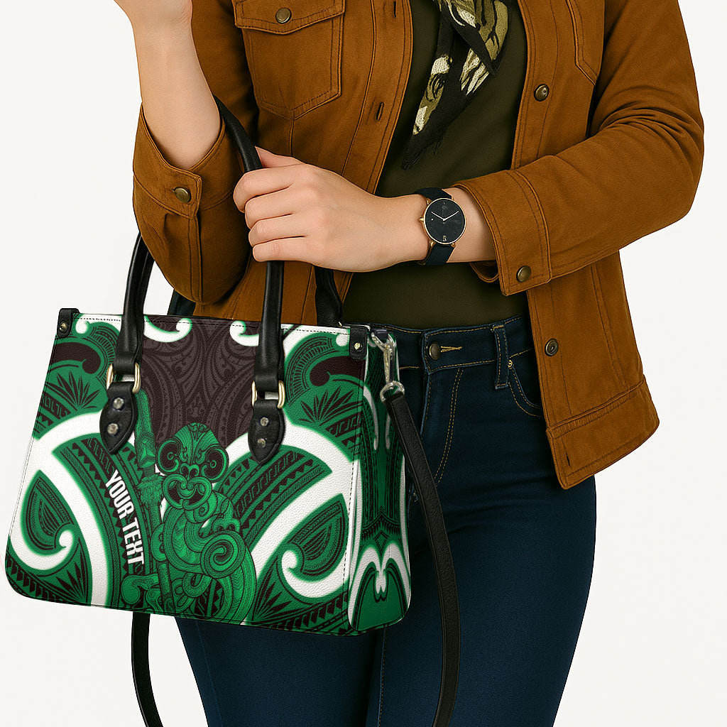 Kakariki Aotearoa Atua Tumatauenga Personalised Leather Bag Maori God Of War Tiki With Taiaha LT14 - Polynesian Pride
