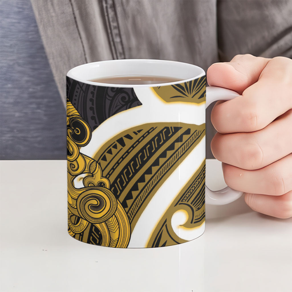 Kowhai Aotearoa Atua Tumatauenga Ceramic Mug Maori God Of War Tiki With Taiaha LT14 - Polynesian Pride